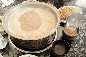 厦门新东方为你揭秘:蒙古族的奶茶文化