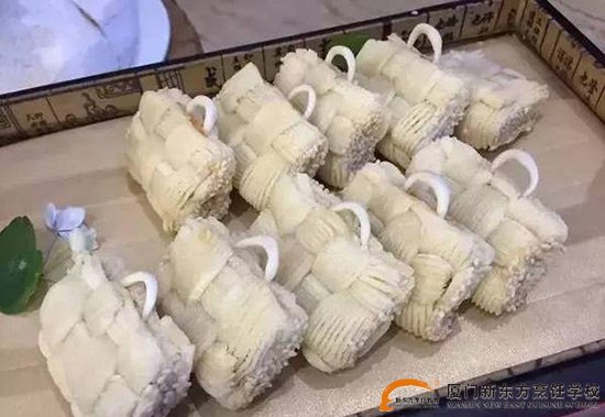 �����¶������ѧУ