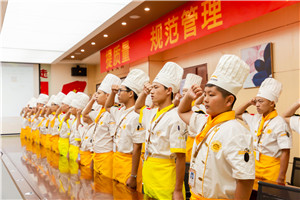点燃梦想 青春起航|厦门新东方烹饪学校2019新生开班典礼隆重举行