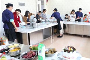 ���ഺ����Ԫ���������¶���У԰��Ԫ�������ů�뻶�֣�