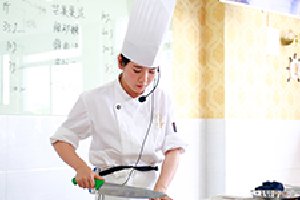 �����ܣ������ְ죡�¶�����ʦ����������߸����������