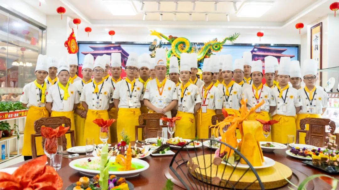 满足吃货对春节的所有幻想!厦门新东方宴席菜来啦!