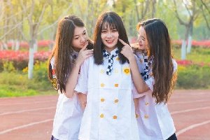 终于告别枯燥理论课,厦门新东方的实训课堂,让学习变得如此city