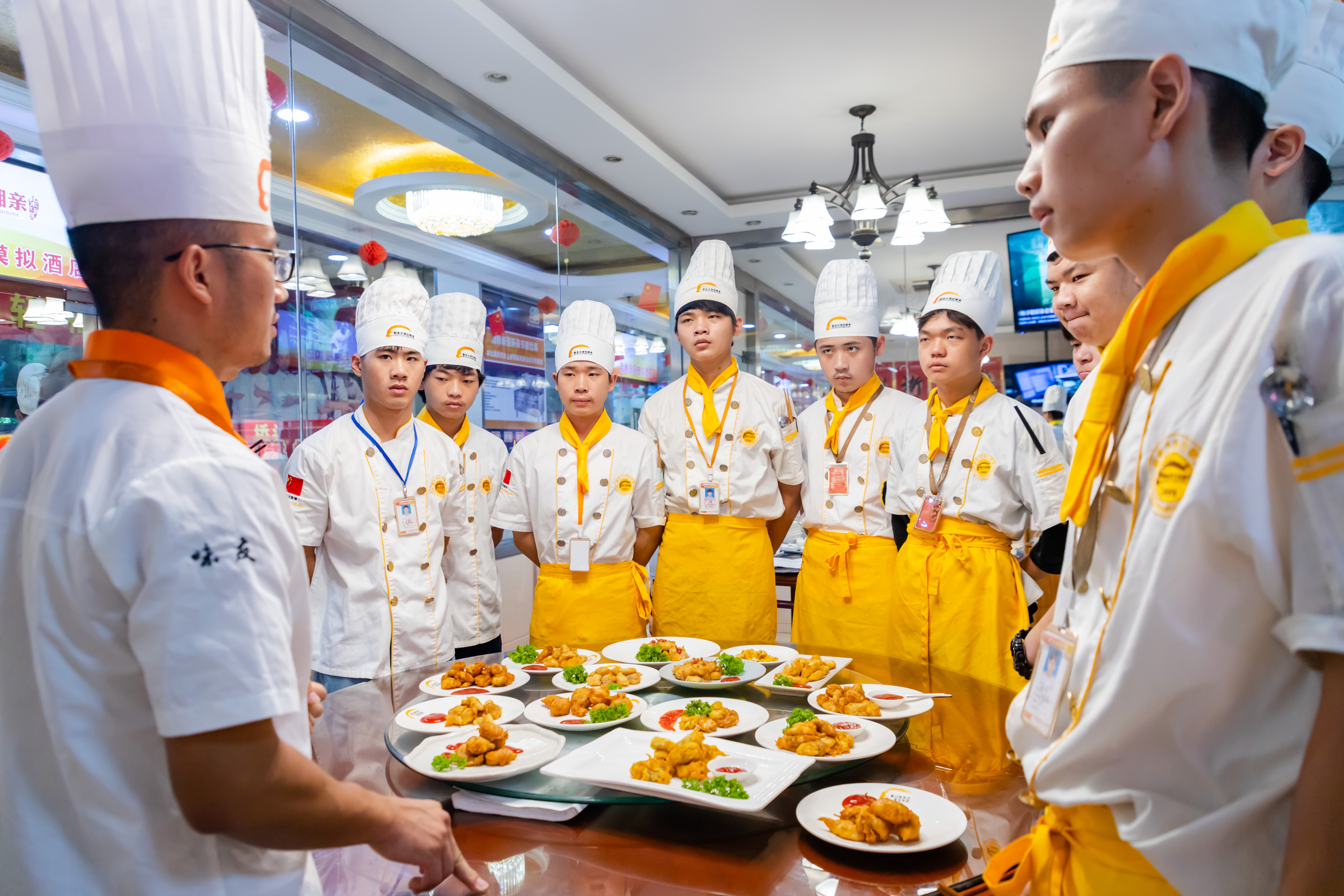 【学厨优势】十大学厨优势!告诉你厨师之路,“钱”途无量!