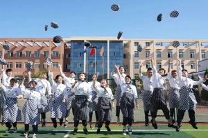 开学季丨为什么大家都选厦门新东方?因为在这里,你收获的不仅是技能,更是“薪”未来