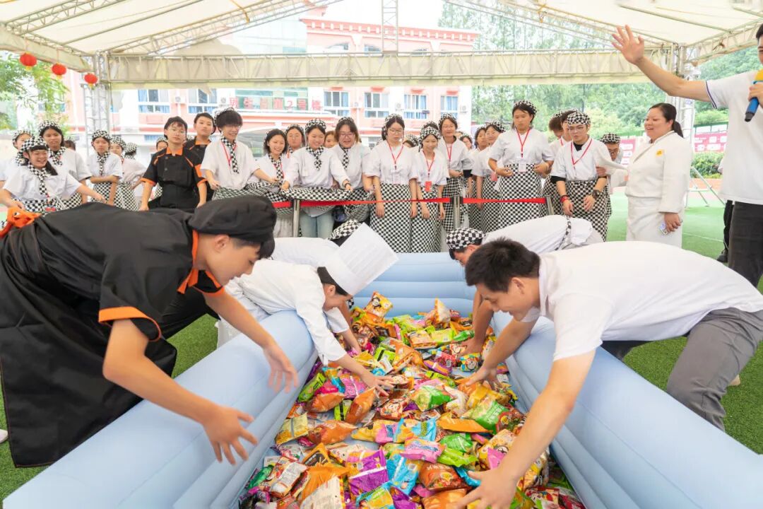 在厦门新东方上学的日子,何止“真香”二字?课堂之外,快乐精彩加倍!一份你不曾想象